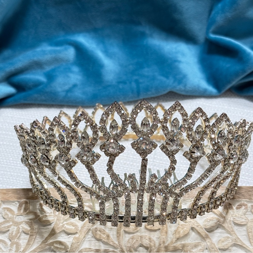 Bridal Crystal Crown.